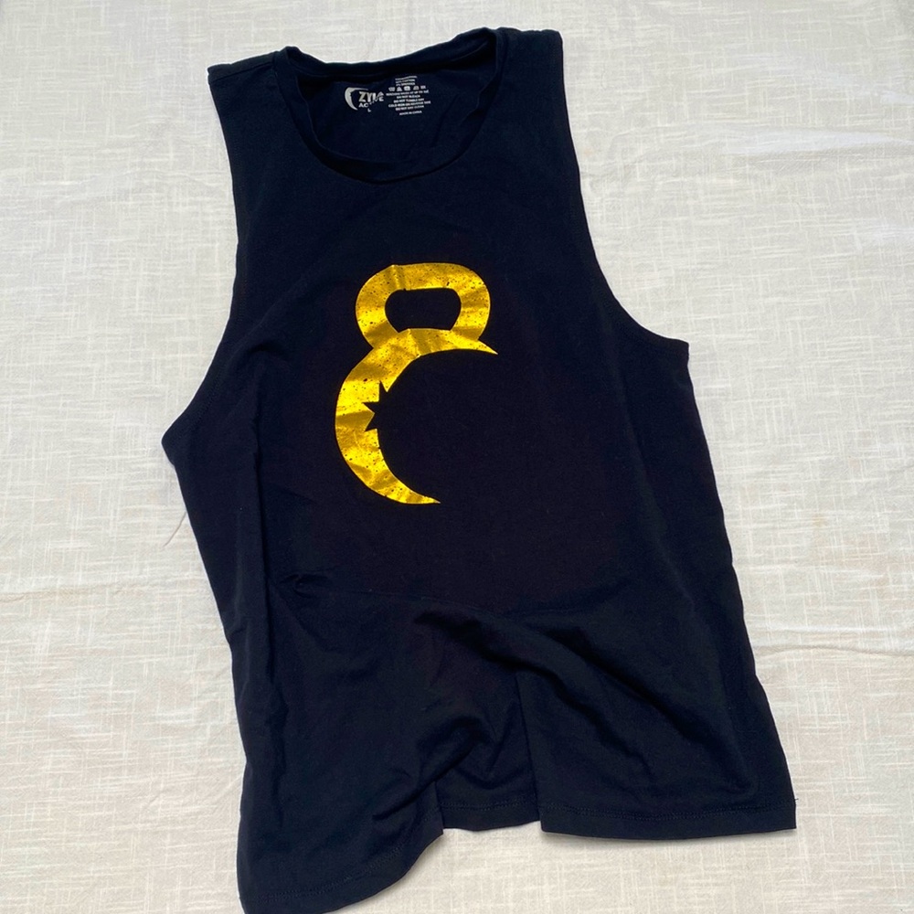 Zyia muscle tshirt. Size Lg. Worn once.